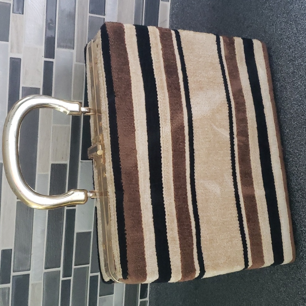 Beautiful Vintage Fabric Bag - Picture 4 of 15